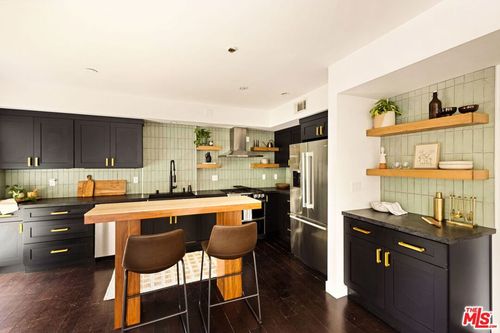 101-8513 Cashio St, Los Angeles, CA, 90035-3807 | Card Image