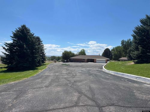 2443 W Main St, Riverton, WY, 82501-6006 | Card Image