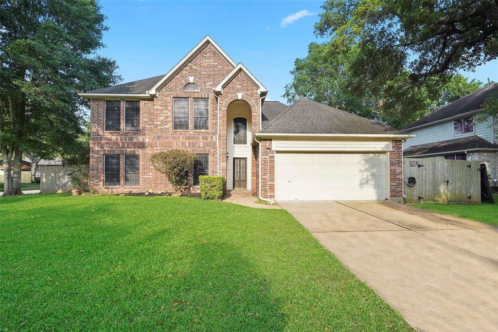 Shrub Oak Dr, League City, TX 77573