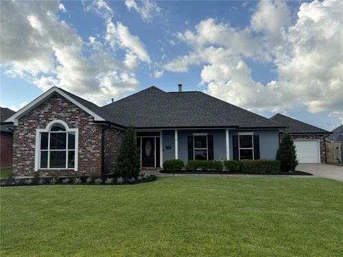 103 Zachary Dr, Boutte, LA, 70039-3048 | Card Image