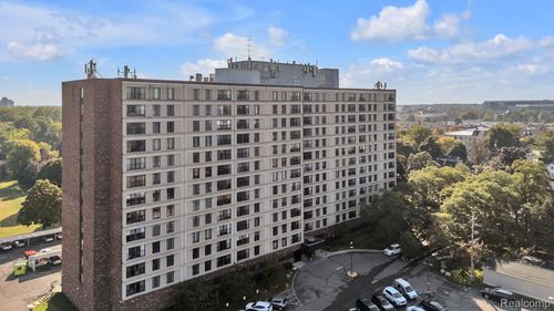 apt-1104-21800 Morley Ave, Dearborn, MI, 48124-2342 | Card Image