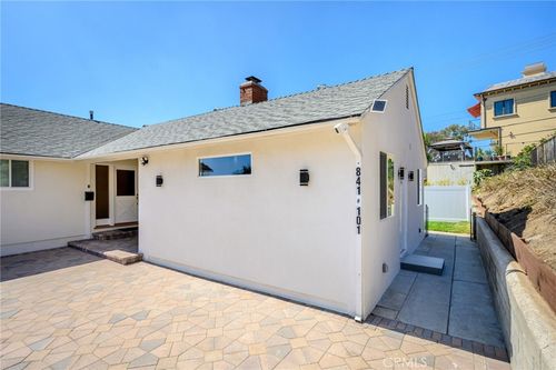 101-841 Irving Dr, Burbank, CA, 91504-1834 | Card Image