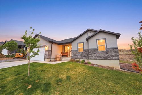 332 Red Rock Dr, Santaquin, UT, 84655-1216 | Card Image