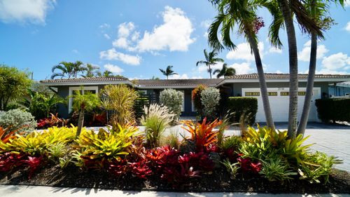 2116 Ne 68th St, Fort Lauderdale, FL, 33308-1111 | Card Image