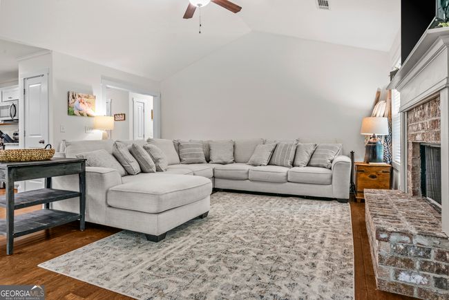 1081 Oak Hill Ln, House other with 3 bedrooms, 2 bathrooms and 2 parking in Madison GA | Image 23
