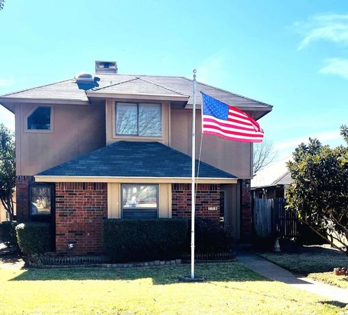 758 Red Oak Dr, Lewisville, TX, 75067-6208 | Card Image