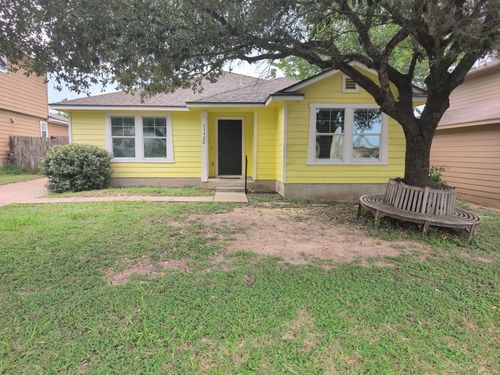 11920 Briarcreek Loop, Manor, TX, 78653-4622 | Card Image