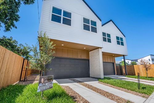 b-3620 Sauer St, Houston, TX, 77004-4645 | Card Image