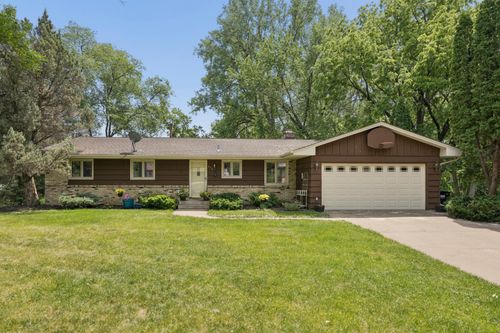 290 Rice Creek Blvd Ne, Fridley, MN, 55432-4137 | Card Image