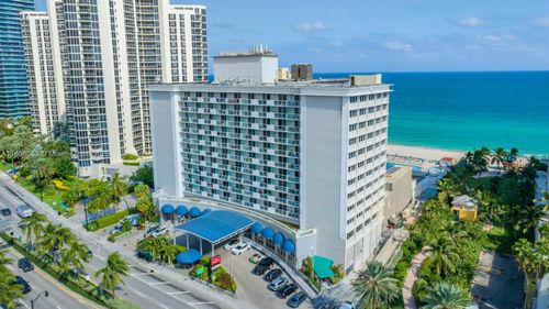 104-19201 Collins Ave, Sunny Isles Beach, FL, 33160-2202 | Card Image