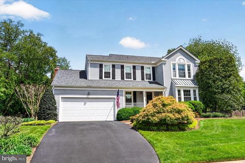3569 Plum Dale Dr, FAIRFAX, VA, 22033-1238 | Card Image