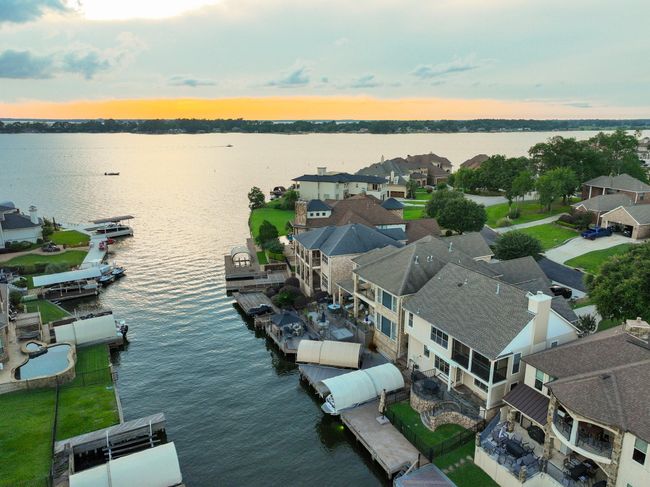 Amazing views from the porches around the home | Image 4
