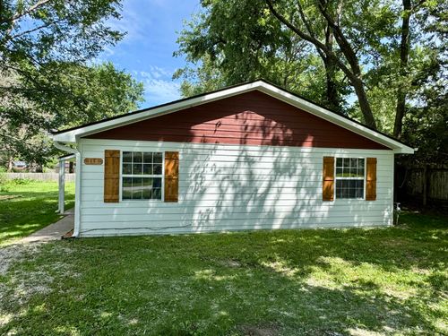118 Wesley Ave, Hallsville, MO, 65255-9449 | Card Image