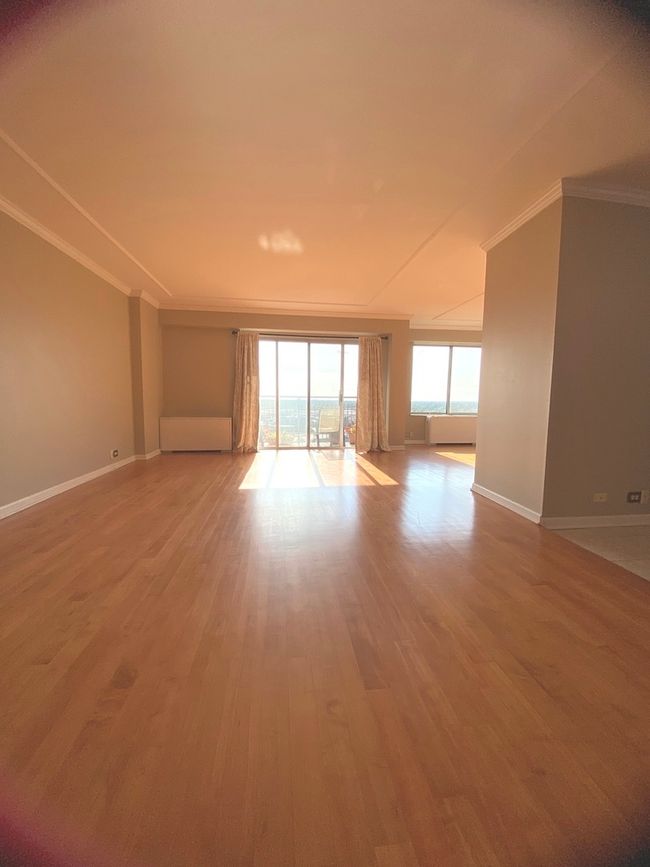 Oversized L-shaped living room/dining room | Image 12