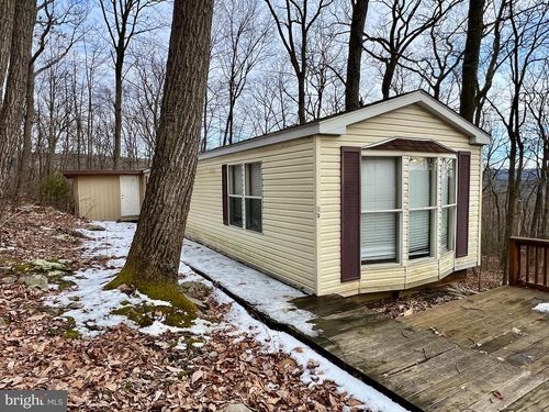 407 Woodlawn Dr, BREEZEWOOD, PA, 15533 | Card Image