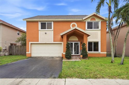 1421 Sw 97th Ave, Pembroke Pines, FL, 33025-3685 | Card Image