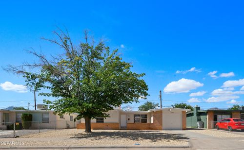 10529 Champlain St, El Paso, TX, 79924-1901 | Card Image