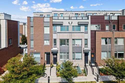 2-120 Frederick Tisdale Dr, North York, ON, M3K0A8 | Card Image