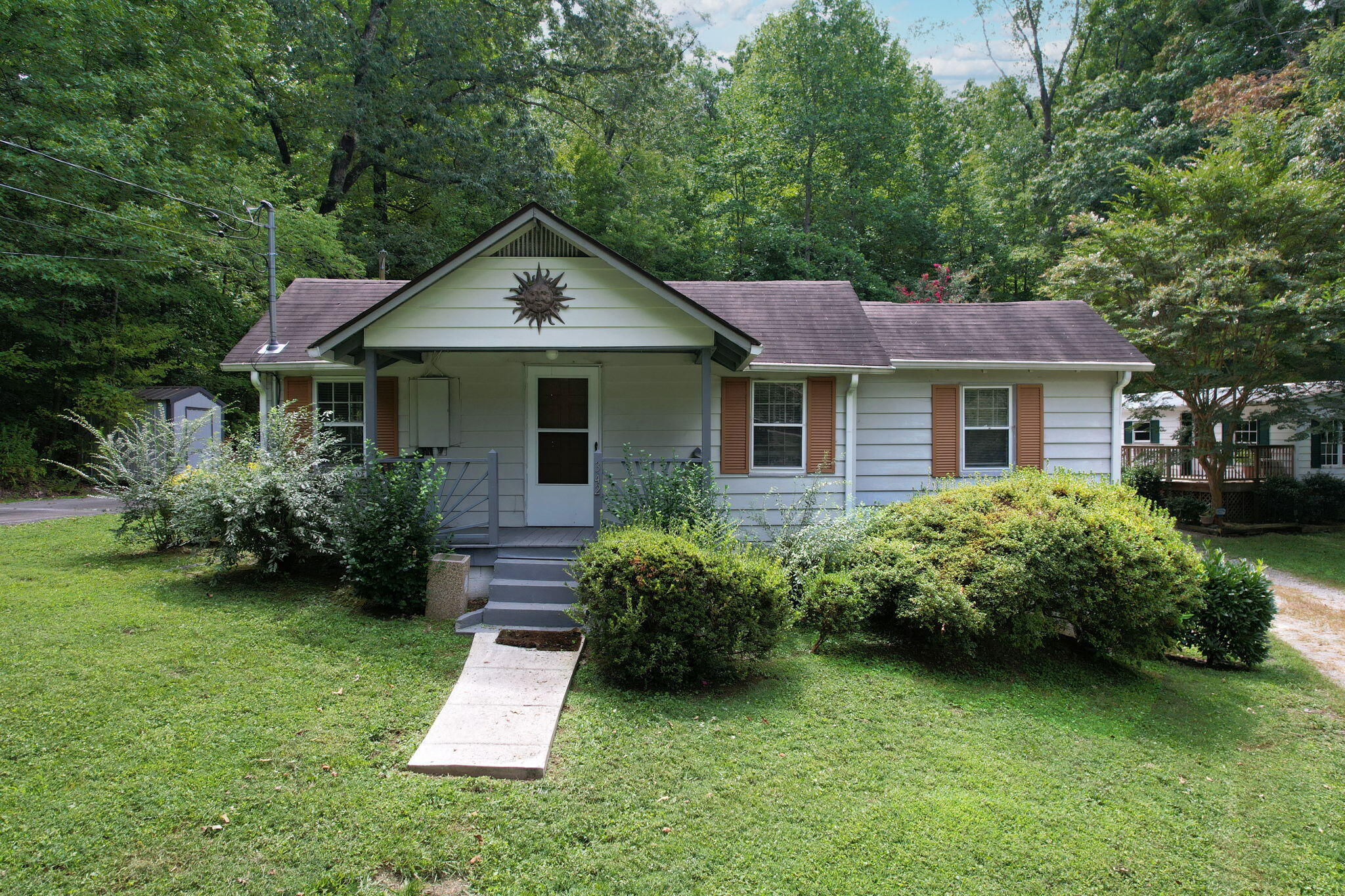 Jackson Rd, Hixson, TN 37343