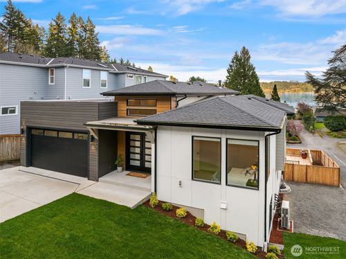240 W Lake Sammamish Pkwy Se, Bellevue, WA, 98008-5209 | Card Image