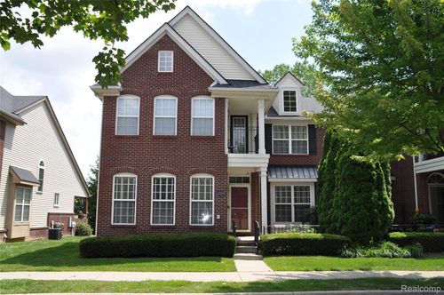 42808 Park Cresent Dr, Sterling Heights, MI, 48313-2900 | Card Image