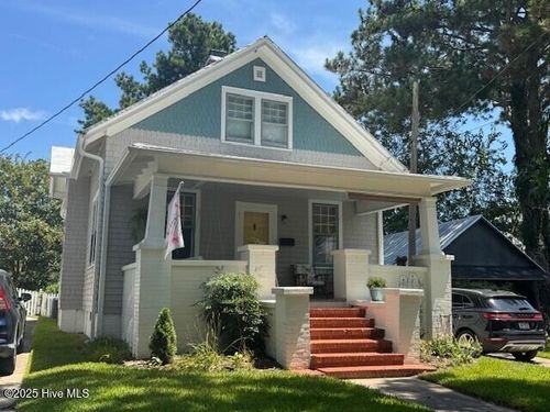 307 S Oakum St, Edenton, NC, 27932-2050 | Card Image