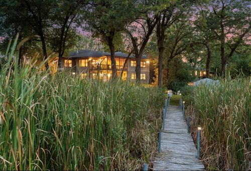 19900 Cottagewood Rd, Excelsior, MN, 55331-9320 | Card Image