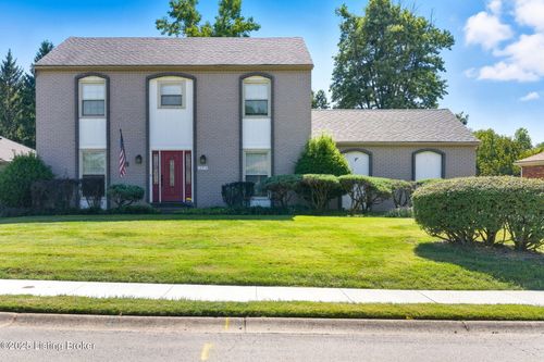 10914 Falkirk Rd, Douglass Hills, KY, 40243-1717 | Card Image