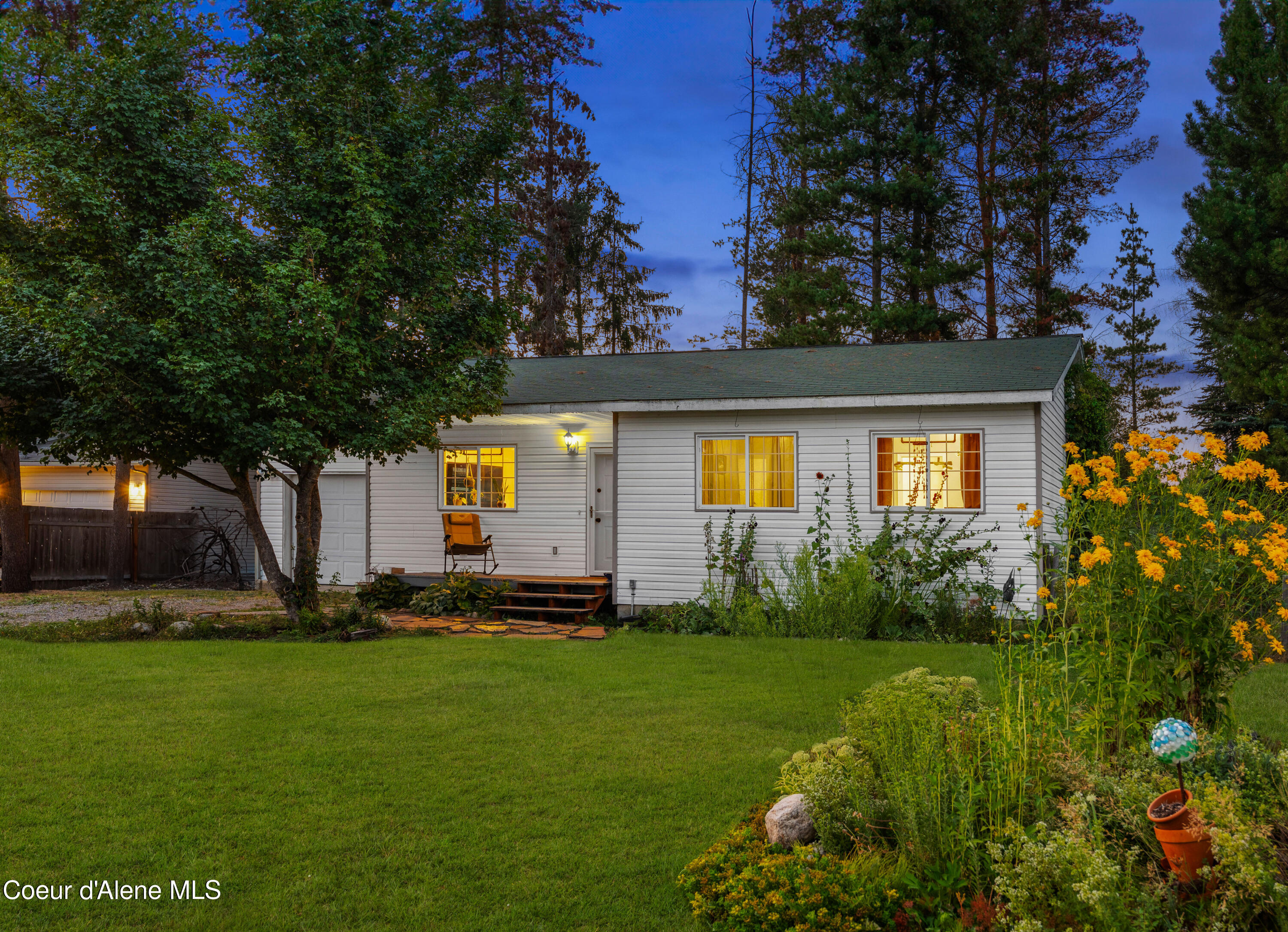 Jeffrey Dr, Sandpoint, ID 83864