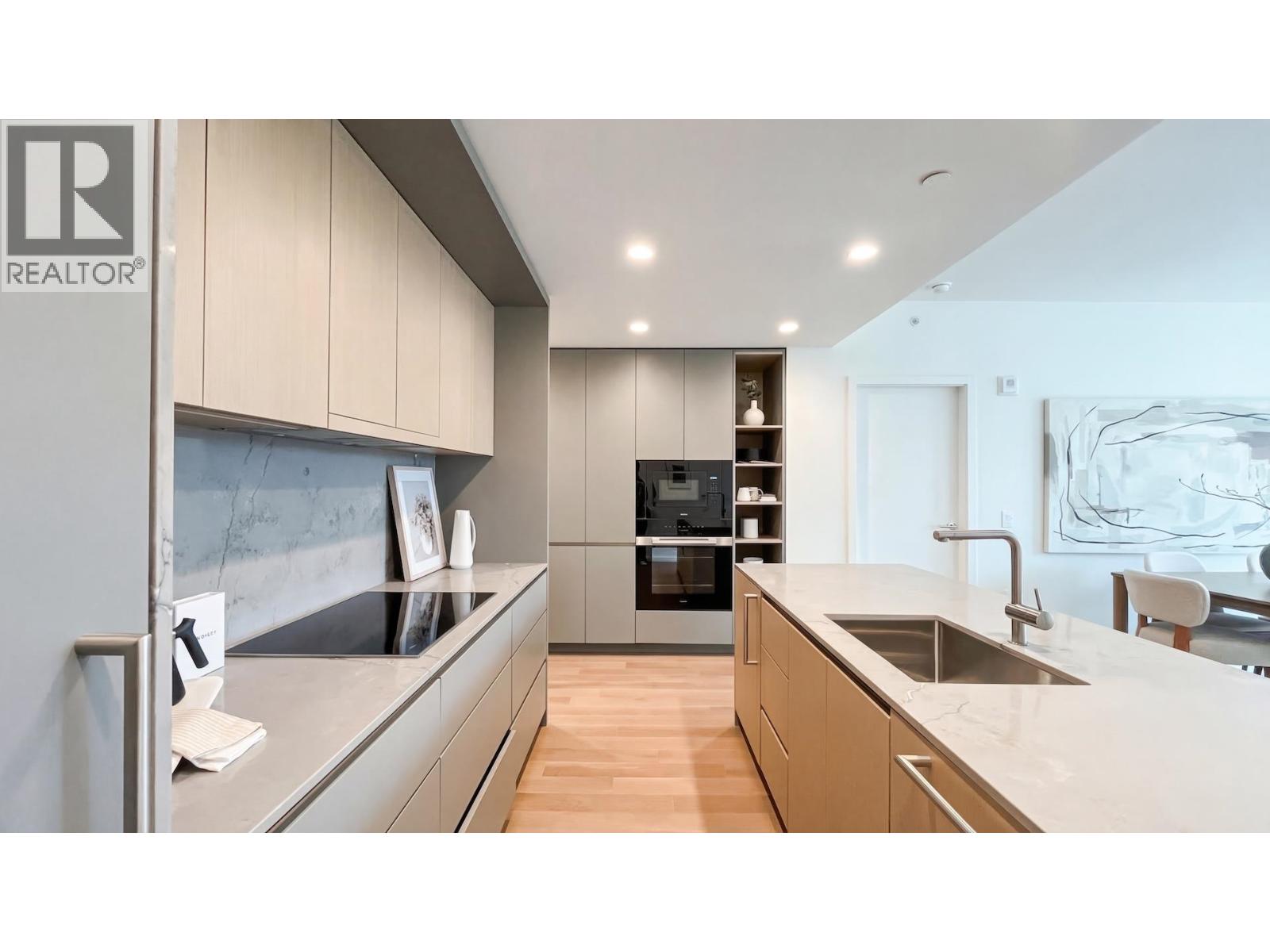 Residential in West Vancouver 4