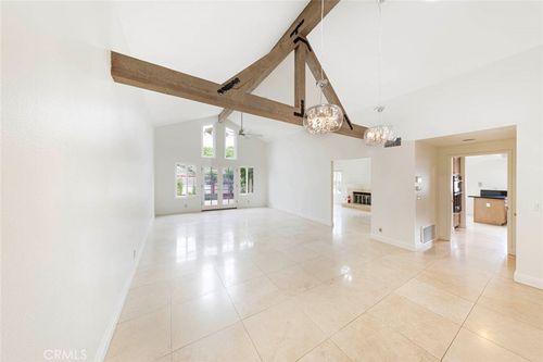 702 Calle Contenta, San Clemente, CA, 92673-3060 | Card Image