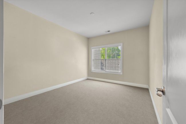 Tennyson bdrm 2 | Image 25