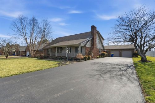 1113 Lois Ln, Bowling Green, KY, 42104-4654 | Card Image