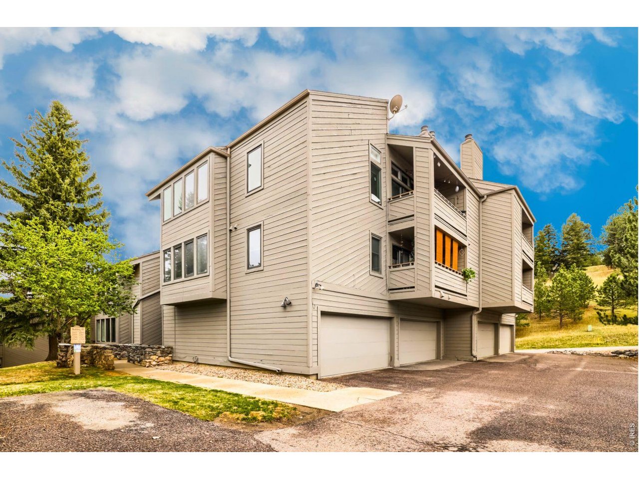 Residential in Golden 3