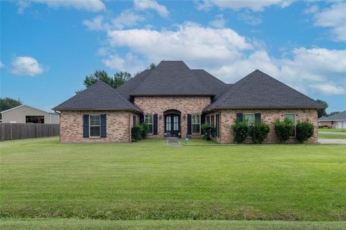 181 Chase Dr, Bourg, LA, 70343-3643 | Card Image