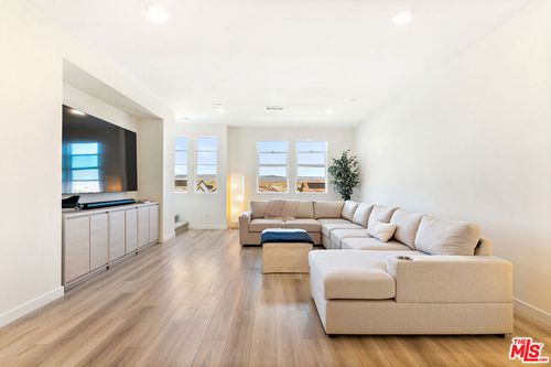 27121 Valley Oak Place, Valencia, CA, 91381 | Card Image