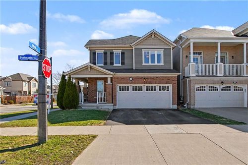 60 Postmaster Dr, Kitchener, ON, N2R0J2 | Card Image
