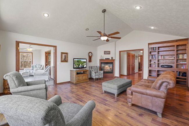 2163 Kerr Rd, House other with 4 bedrooms, 3 bathrooms and null parking in Lucas OH | Image 14
