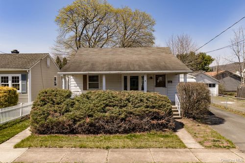 6 Harold St, Port Jervis, NY, 12771-2732 | Card Image