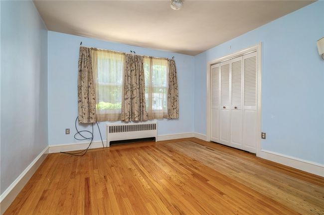 30 Winthrop St, House other with 3 bedrooms, 1 bathrooms and 3 parking in Riverside RI | Image 14