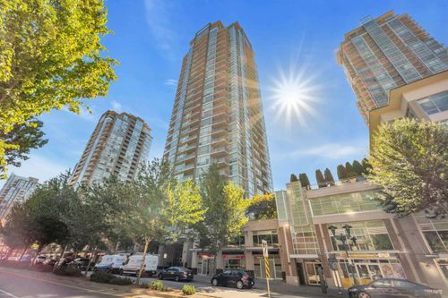 605-2968 Glen Dr, Coquitlam, BC, V3B0C4 | Card Image