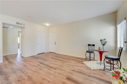 2711-855 N Stephanie St, Henderson, NV, 89014-3080 | Card Image