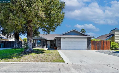 18902 Arrowhead Dr, Lockeford, CA, 95237-9508 | Card Image