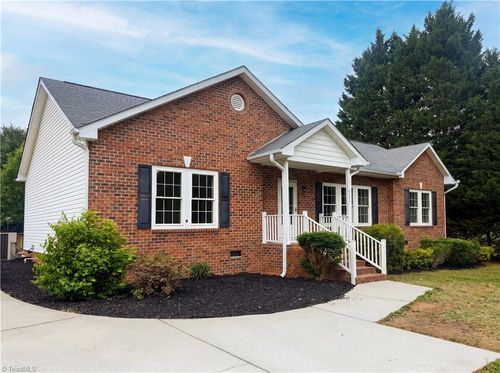 7142 Ellison Rd, Stokesdale, NC, 27357-9313 | Card Image