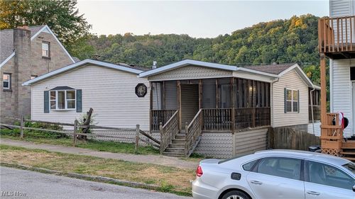 514 Bennett St, Bridgeport, OH, 43912-1109 | Card Image