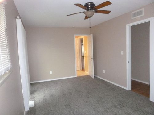23671 Donaldson St, Clinton Township, MI, 48035-4323 | Card Image