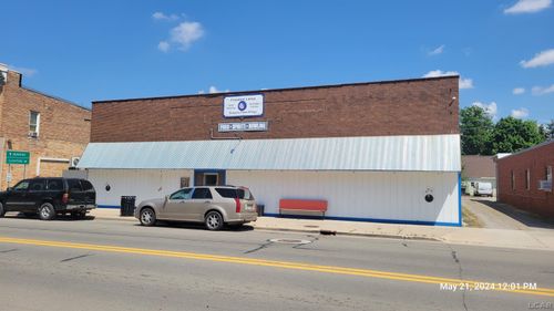 136 W Main St, Morenci, MI, 49256-1419 | Card Image