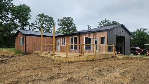 605 Phillip Whitlow Rd, Summer Shade, KY, 42166-9023 | Card Image
