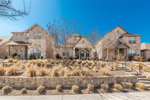 1329 Buckeye Trl, Garland, TX, 75042-4068 | Card Image