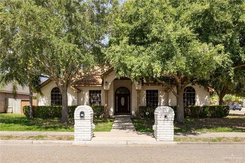 2109 Melinda Dr, Mission, TX, 78572-3043 | Card Image